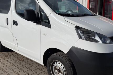 Nissan NV200 168.000 km 5.999 &euro; München 81243