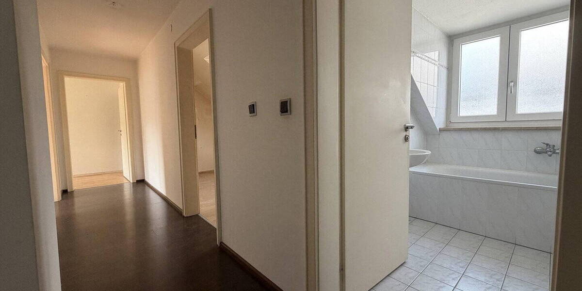 Etagenwohnung Dachau - 3 Zimmer, 70 m&sup2;, 229.000&euro; | Angebot:25996519
