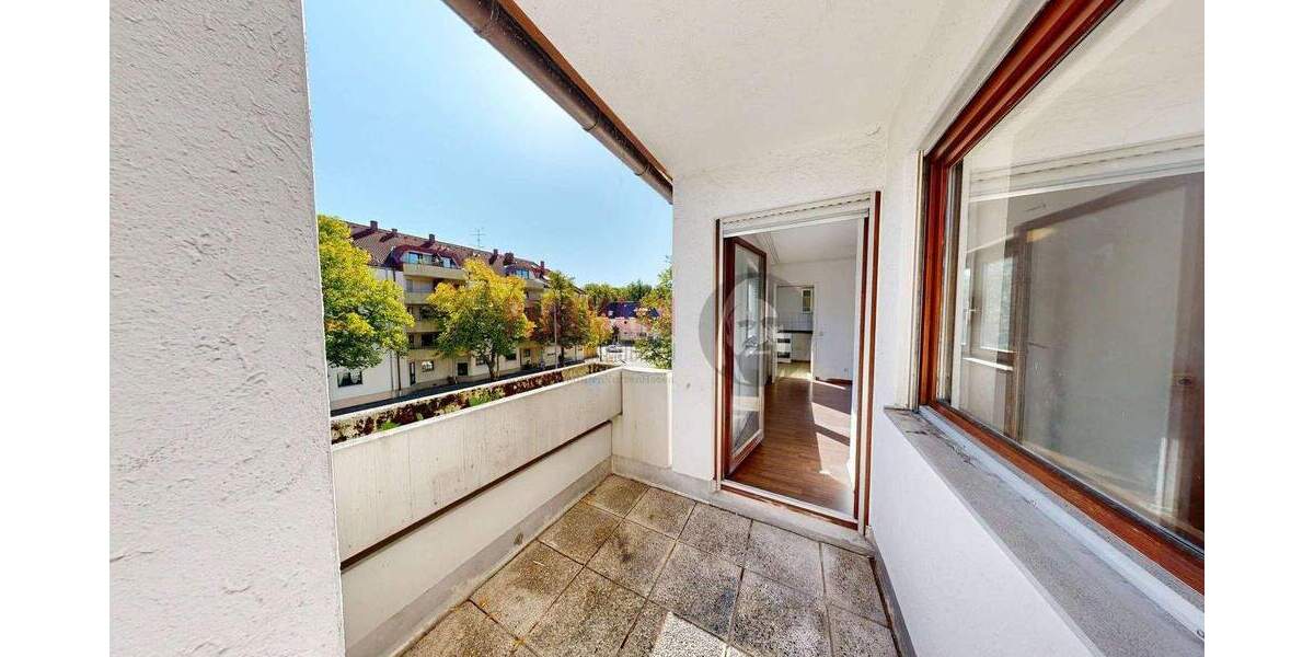 Handwerkertraum 1,5 Zimmer Wohnung mit Balkon und TFG Stellplatz 1 zimmer