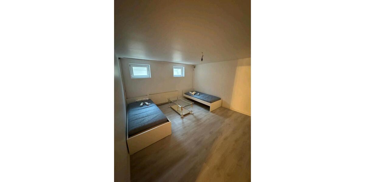 Einfamilienhaus München Messestadt Riem - 10 Zimmer, 200 m&sup2;, 4.500&euro; | Angebot:26395380