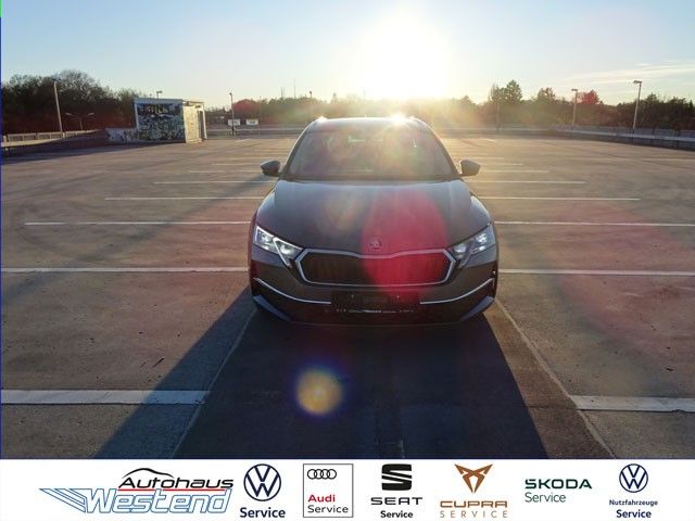 Skoda Octavia 2.500 km 43.900 &euro; München 80686