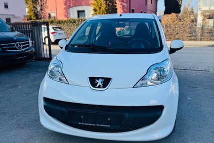 Peugeot 107 46.649 km 6.299 &euro; München 80999
