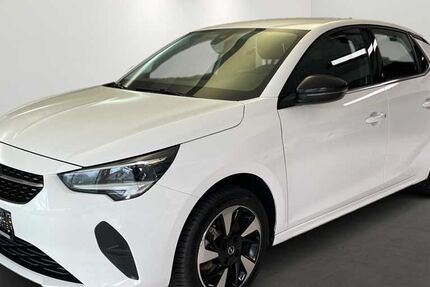 Opel Corsa 40.000 km 13.890 € München 80339