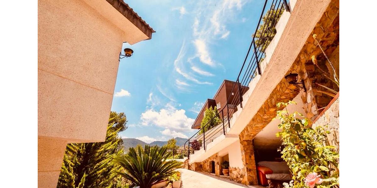 Einfamilienhaus Starnberg - 8 Zimmer, 440 m&sup2;, 1.100.000&euro; | Angebot:24689662