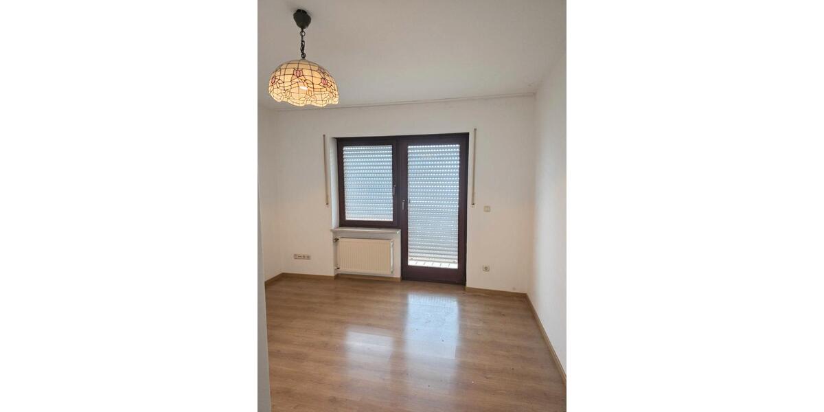Einfamilienhaus Neubiberg - 4 Zimmer, 137 m&sup2;, 2.860&euro; | Angebot:26035916