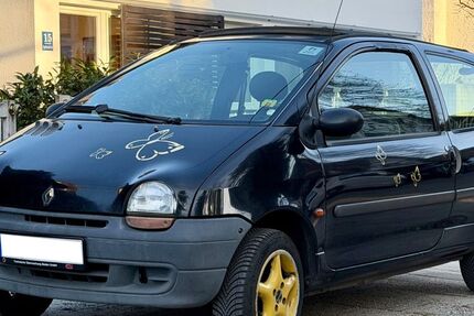 Renault Twingo 119.000 km 1.199 &euro; München 81547