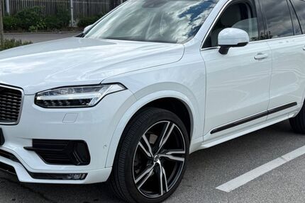 Volvo XC90 141.869 km 24.999 &euro; München 85221