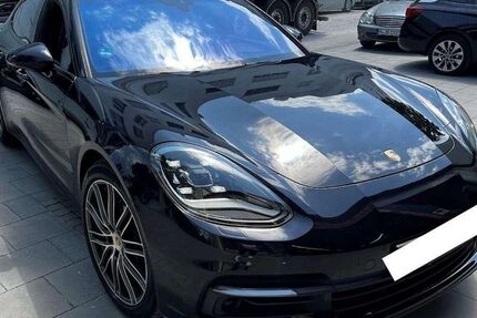 Porsche Panamera 236.204 km 41.499 &euro; München 81673