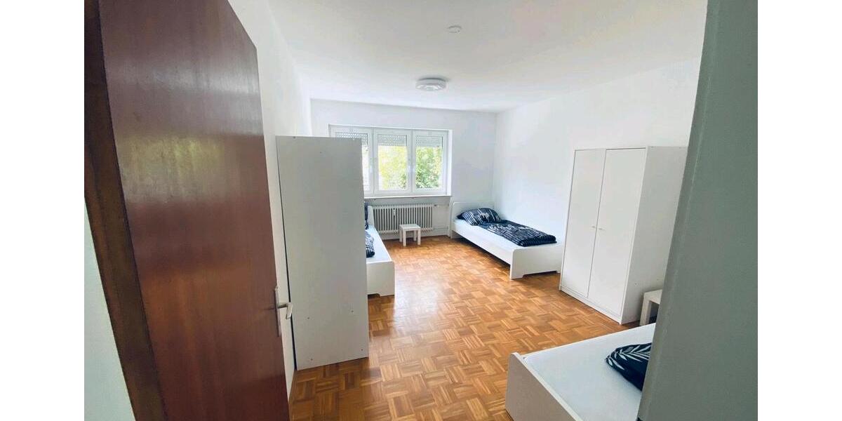 Einfamilienhaus München Messestadt Riem - 10 Zimmer, 200 m&sup2;, 4.500&euro; | Angebot:26395380