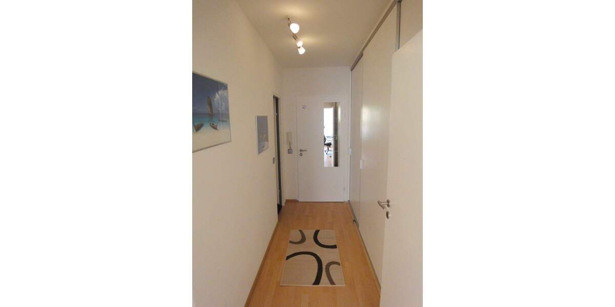 Mit dem Lift ins Einkaufszentrum: mietfreies Apartment, Stellplatz, Inventar, provisionsfrei 1 zimmer