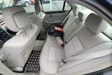 Mercedes E 200