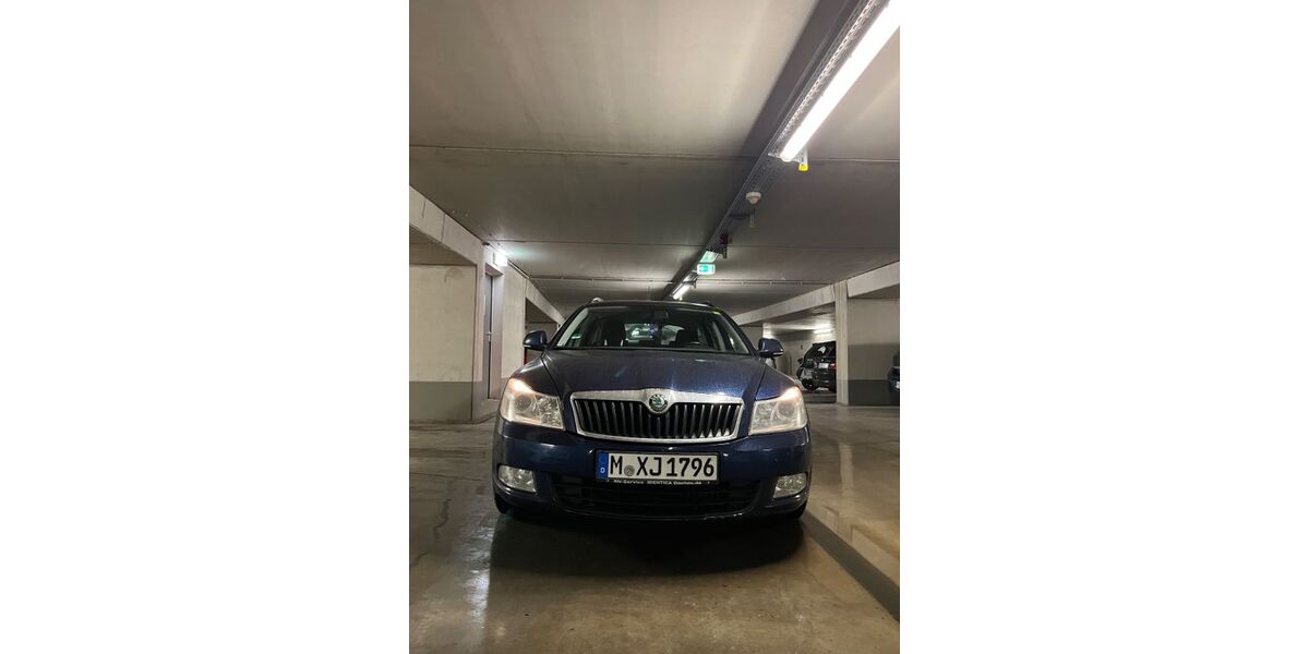 Skoda Octavia 250.373 km 3.800 &euro; München 81241
