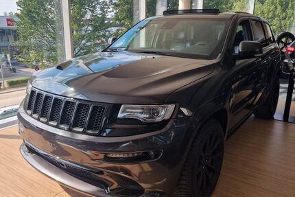 Jeep Grand Cherokee 155.650 km 29.990 &euro; München 81827