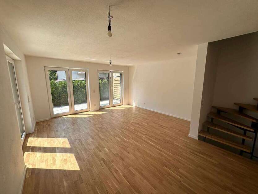 Haus zum Mieten in München 4.950 € 149.63 m²