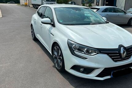 Renault Megane 142.000 km 8.199 &euro; Ottenhofen 85570