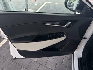 Kia EV6 77.4 AWD GTL|WÄRMEPUMPE|GLASDACH|ASS+|AHK 8.000 km 48.990 &euro; Höhenkirchen-Siegertsbrun 85635