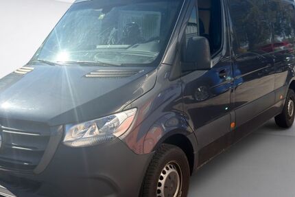 Mercedes-Benz Sprinter 70.753 km 15.990 &euro; München 81825