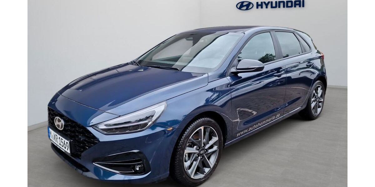 Hyundai i30 18.000 km 21.980 &euro; München 81825