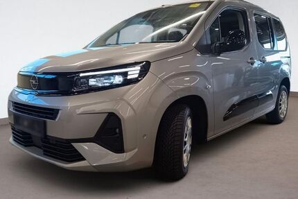 Opel Combo Life 16.000 km 31.900 € Dachau 85221