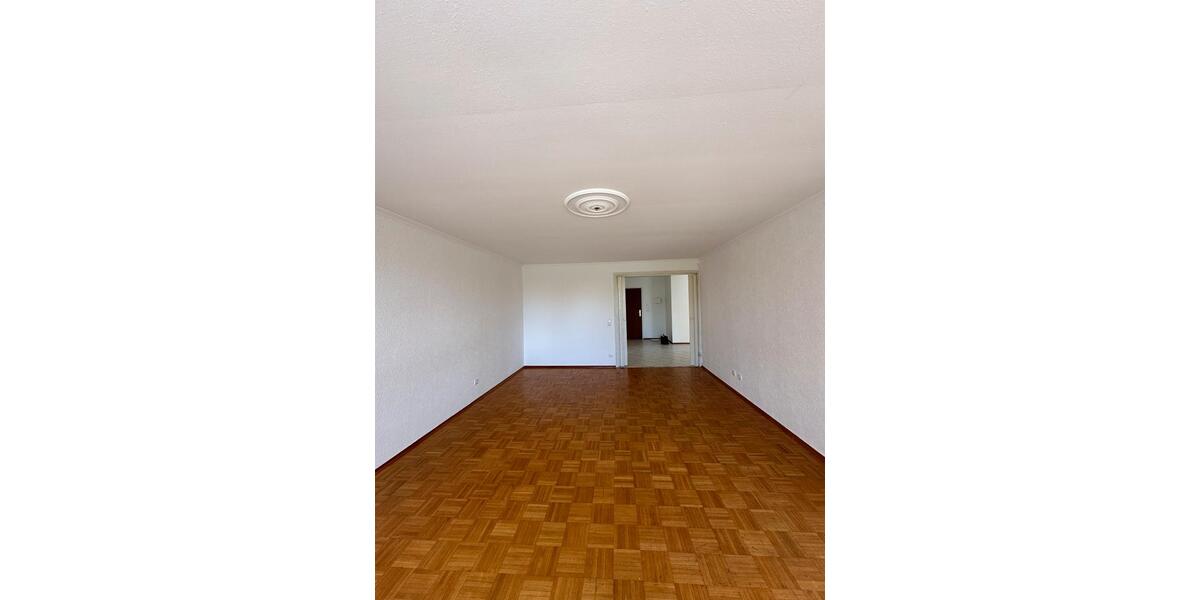 Etagenwohnung Haar - 3.5 Zimmer, 100 m&sup2;, 1.565&euro; | Angebot:25082617