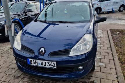 Renault Clio 182.000 km 1.799 &euro; Dachau 85221