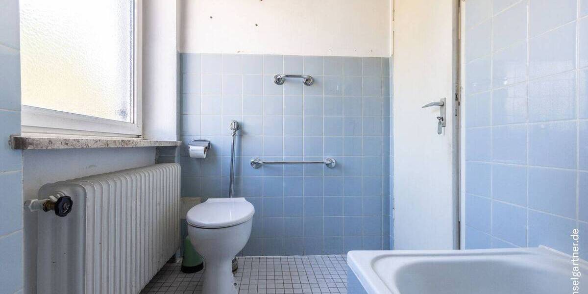 Reihenendhaus München Moosach - 6 Zimmer, 122 m&sup2;, 1.190.000&euro; | Angebot:26273720