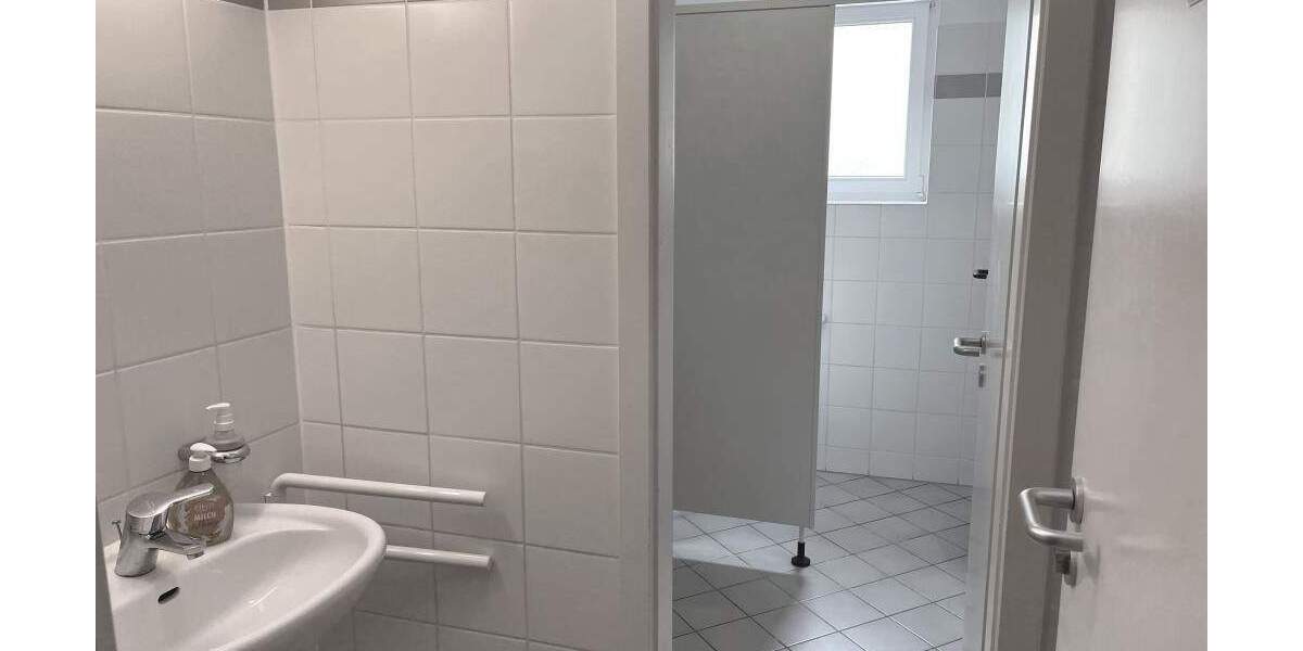 Gewerbeobjekt Neubiberg - 2 Zimmer, 60 m&sup2;, 1.105&euro; | Angebot:25214042