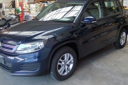 VW Tiguan 52.000 km 14.800 &euro; Feldgeding 85232