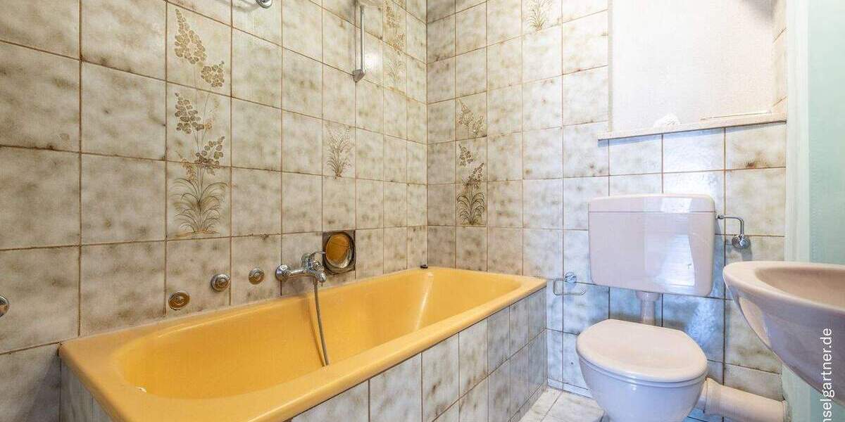 Doppelhaushälfte München Allach-Untermenzing - 6 Zimmer, 122 m&sup2;, 950.000&euro; | Angebot:25877212