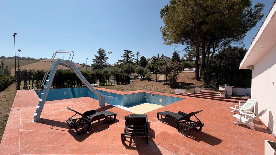 Villa München Altstadt-Lehel - 13 Zimmer, 550 m&sup2;, 1.260.000&euro; | Angebot:27487046