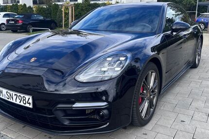 Porsche Panamera 142.213 km 59.990 &euro; München 81737