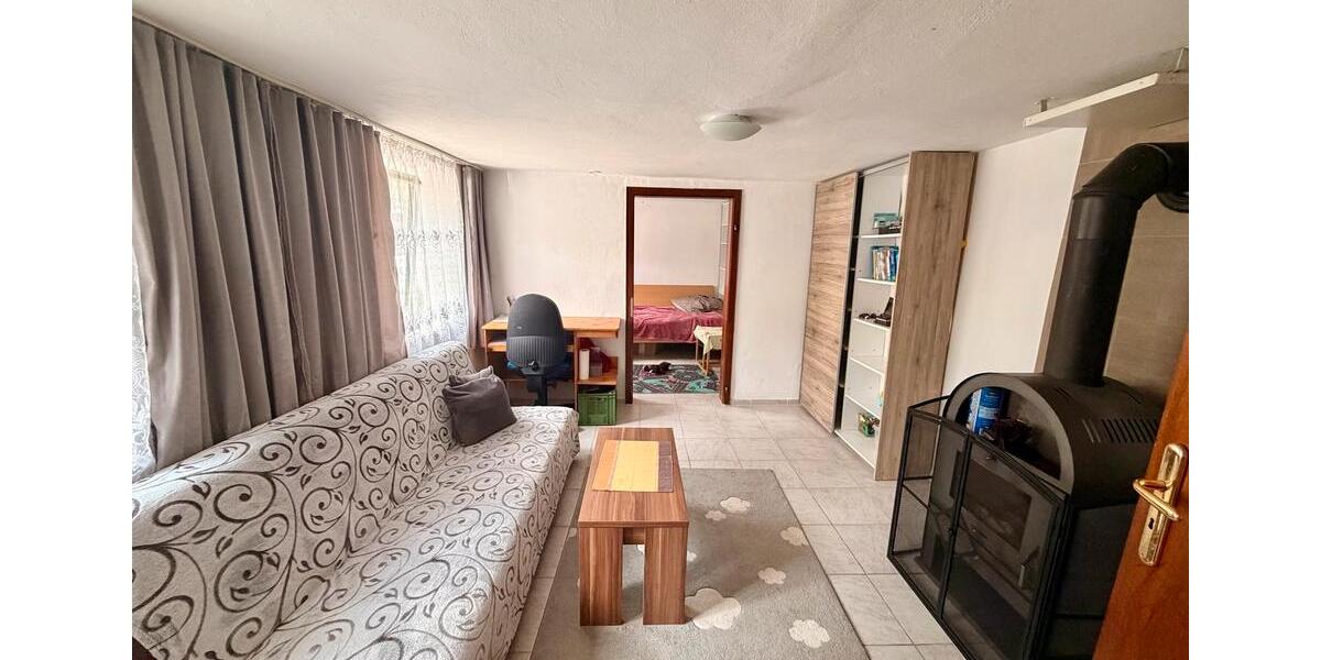 Reihenhaus München Schwabing-Freimann - 6 Zimmer, 145 m&sup2;, 249.000&euro; | Angebot:26283542