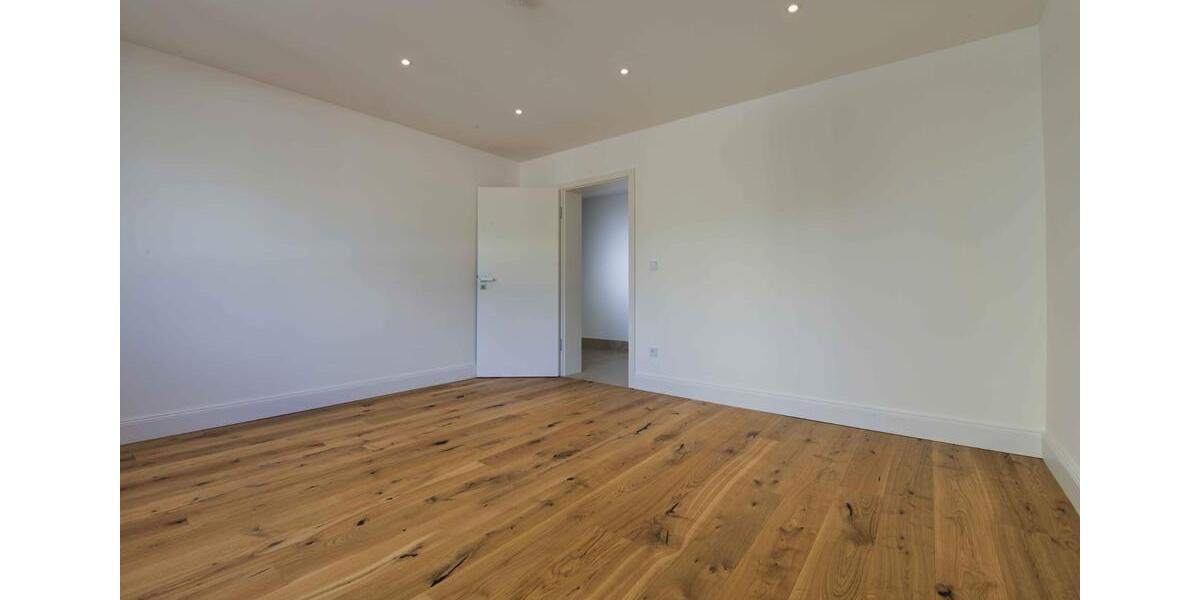 Etagenwohnung München Moosach - 4 Zimmer, 109 m&sup2;, 2.450&euro; | Angebot:26407100