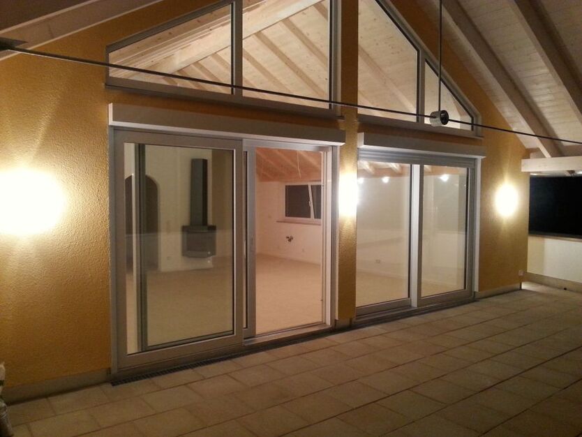 Sehr schöne LuxusWohnung oder Gewerbefläche. (Niedrigenergiehaus)