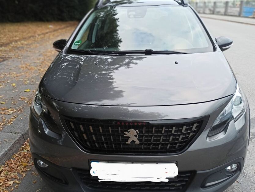 Peugeot 2008 50.000 km 16.335 € München 80687