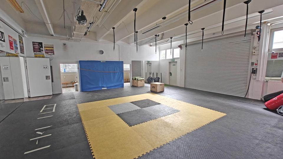 Kampfsport, Yoga oder Physiotherapie zimmer