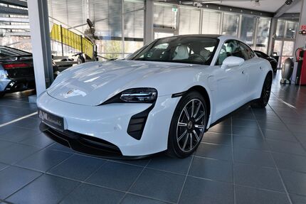 Porsche Taycan 30.800 km 61.800 &euro; München 81829