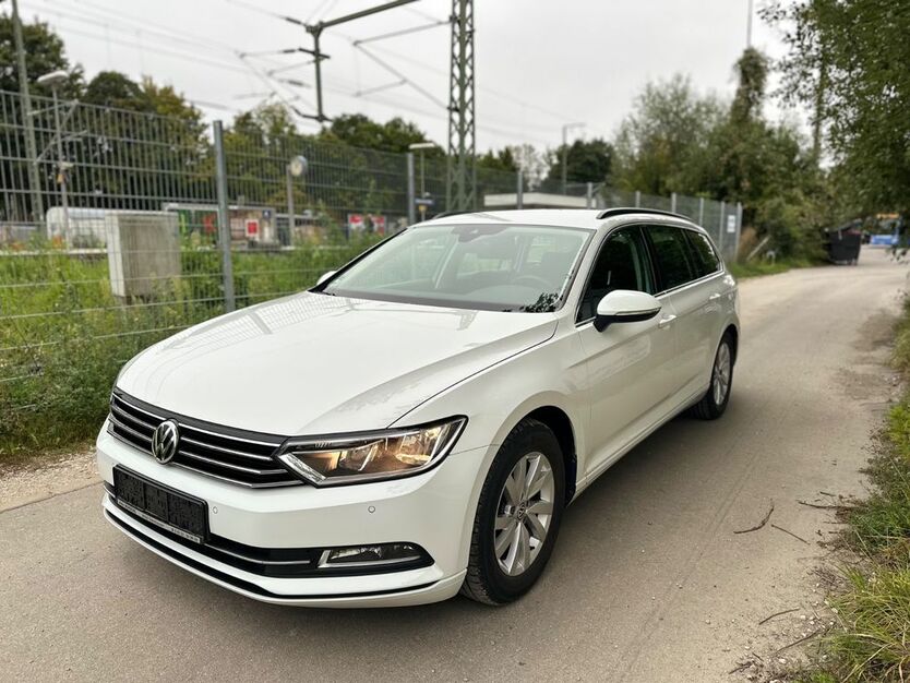 VW Passat 60.196 km 18.900 € München 81929