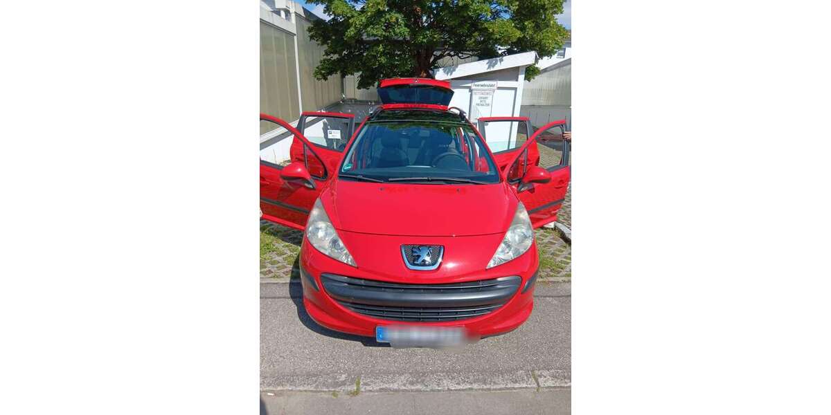 Peugeot 207 202.000 km 2.900 &euro; Eichenau 82223