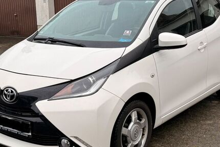 Toyota Aygo (X) 140.000 km 4.900 &euro; München 81827