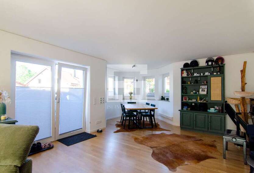 Haus zum Kaufen in Ottenhofen 1.080.000 € 186.12 m²
