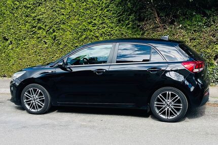 Kia Rio 68.000 km 12.400 &euro; Fürstenfeldbruck 82256