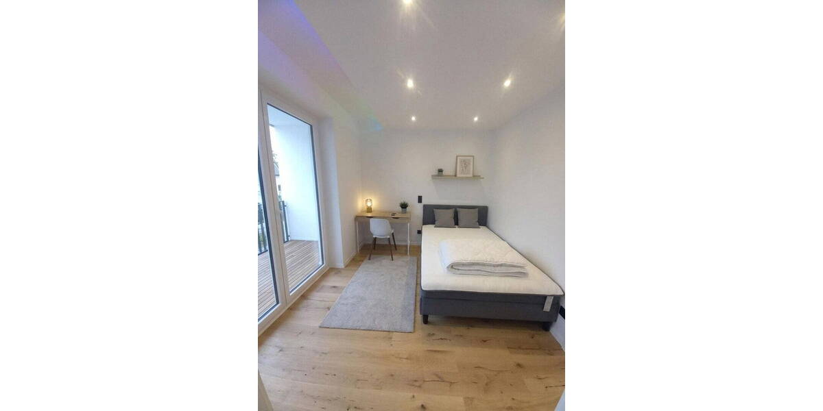 Etagenwohnung München Thalk.Obersendl.-Forsten-Fürstenr.-Solln - 5 Zimmer, 13 m&sup2;, 715&euro; | Angebot:26670117