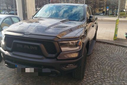 Dodge RAM 24.000 km 64.900 &euro; München 80636