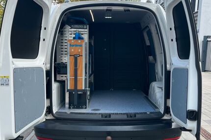 VW Caddy 106.587 km 14.499 &euro; München 81825