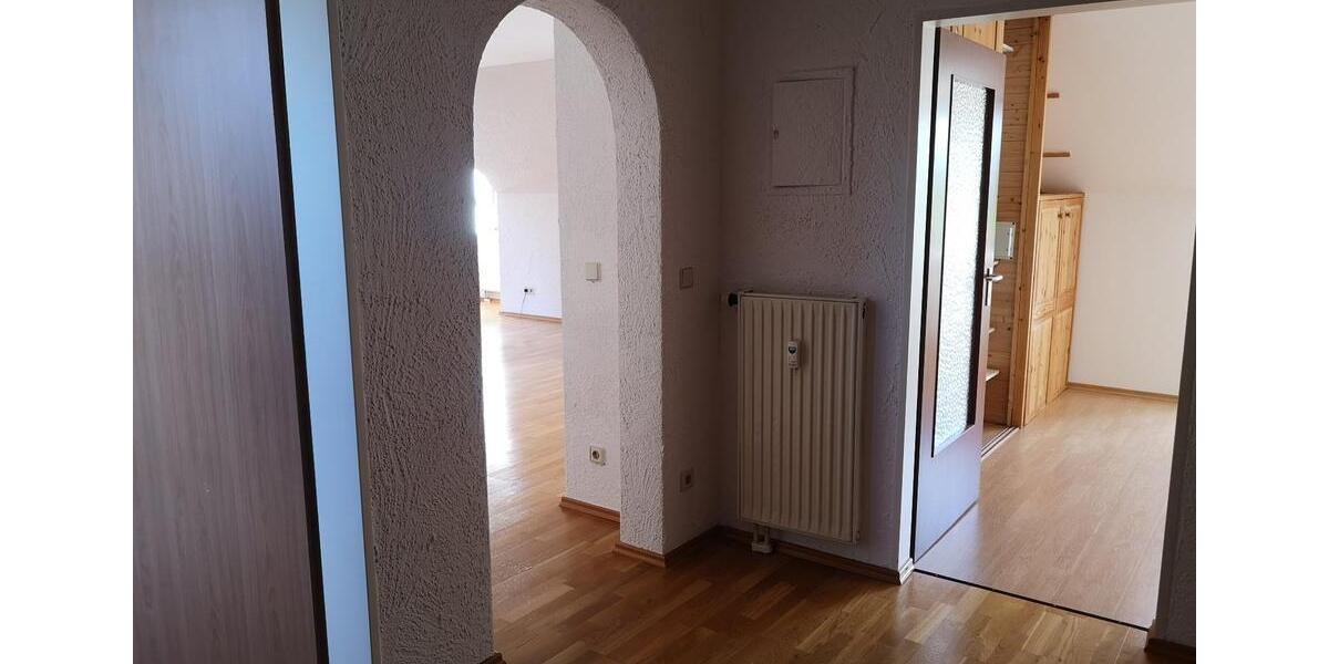 Dachgeschoßwohnung Karlsfeld - 3 Zimmer, 79 m&sup2;, 1.440&euro; | Angebot:26114592