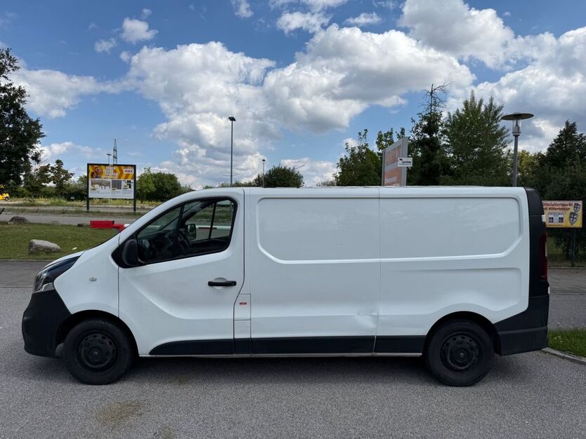 Opel Vivaro 358.000 km 3.999 € München 81243