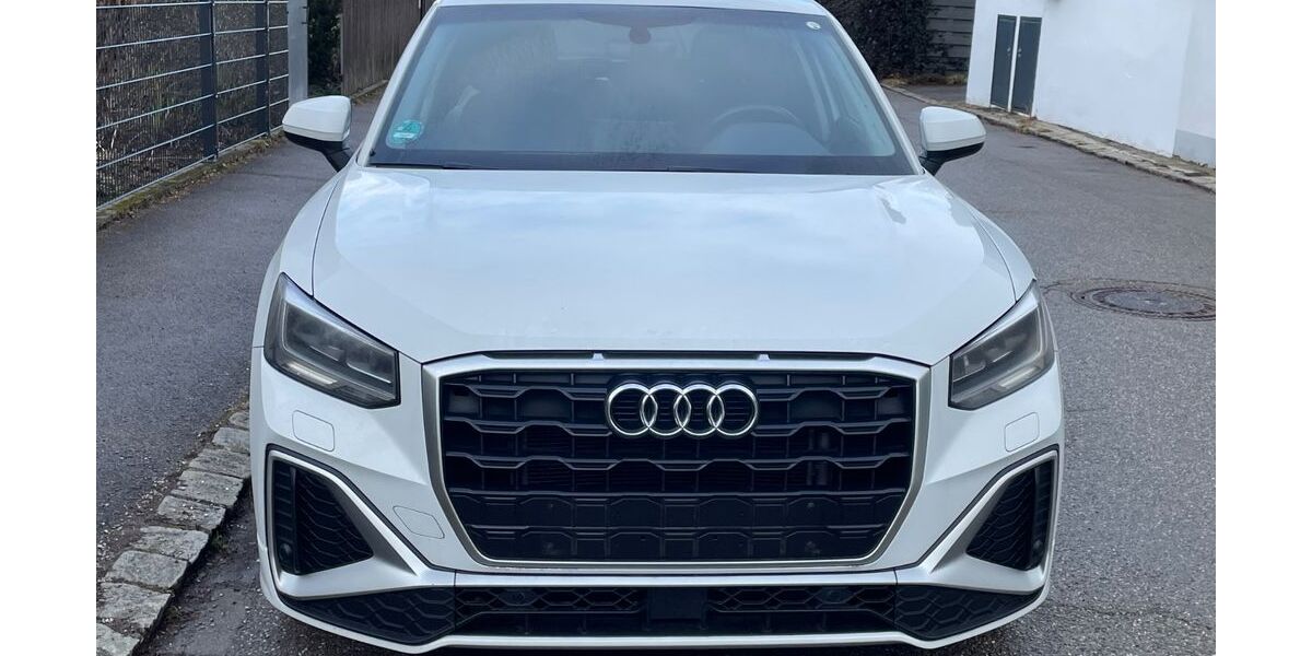 Audi Q2 200.000 km 16.880 &euro; Germering bei München (7km westl. von München) 82110