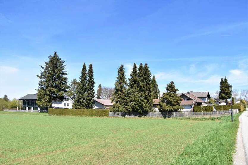 Grundstück zu verkaufen in Straßlach 990.000 € 343.5 m²