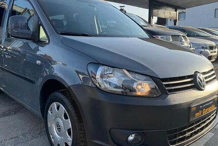 VW Caddy Maxi 104.000 km 13.850 &euro; München 81825